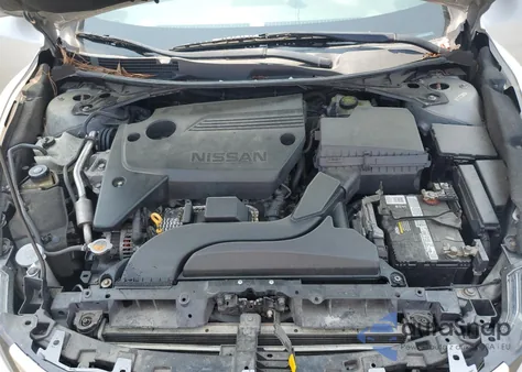 2016 Nissan Altima 2.5 z USA, uszkodzony, nr VIN 1N4AL3AP2GN391695